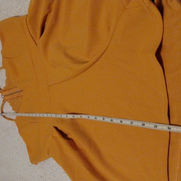 Windsor Orange Romper. Size Large - Picture 5 of 5